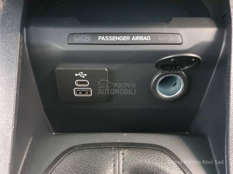 Ford Courier 1.0 b VAN