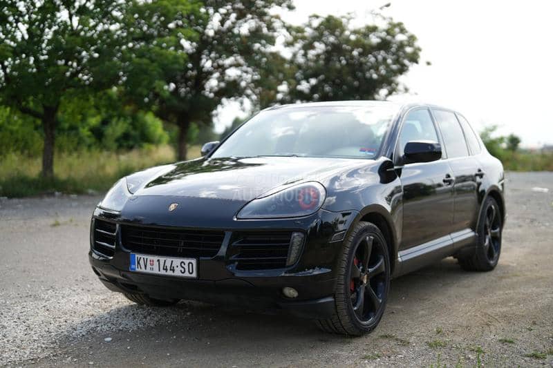 Porsche Cayenne 