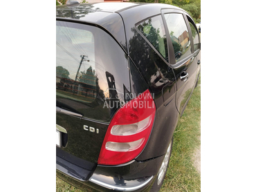 Zadnja desna štop lampa za Mercedes Benz A 140, A 150, A 160 ... od 2006. do 2010. god.