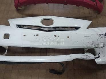 Branik za Toyota Prius