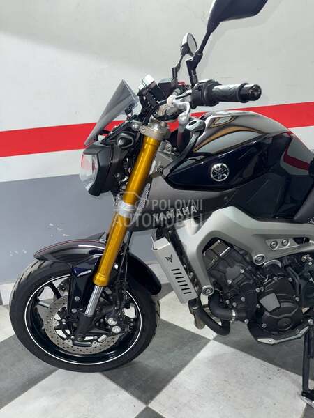 Yamaha Mt 09 akrap
