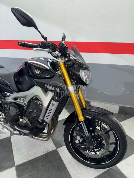 Yamaha Mt 09 akrap