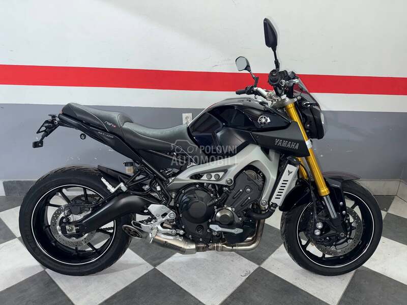 Yamaha Mt 09 akrap
