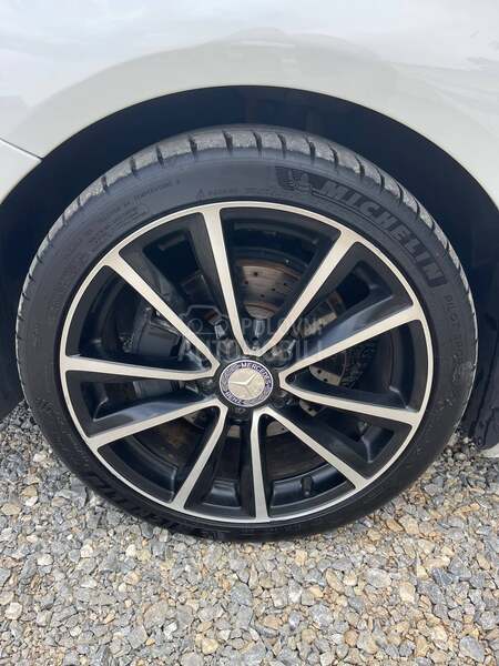 Mercedes Benz B 180 Matik//pano//CH