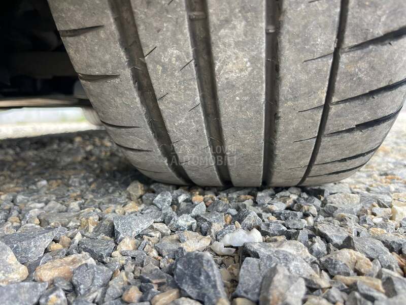 Mercedes Benz B 180 Matik//pano//CH