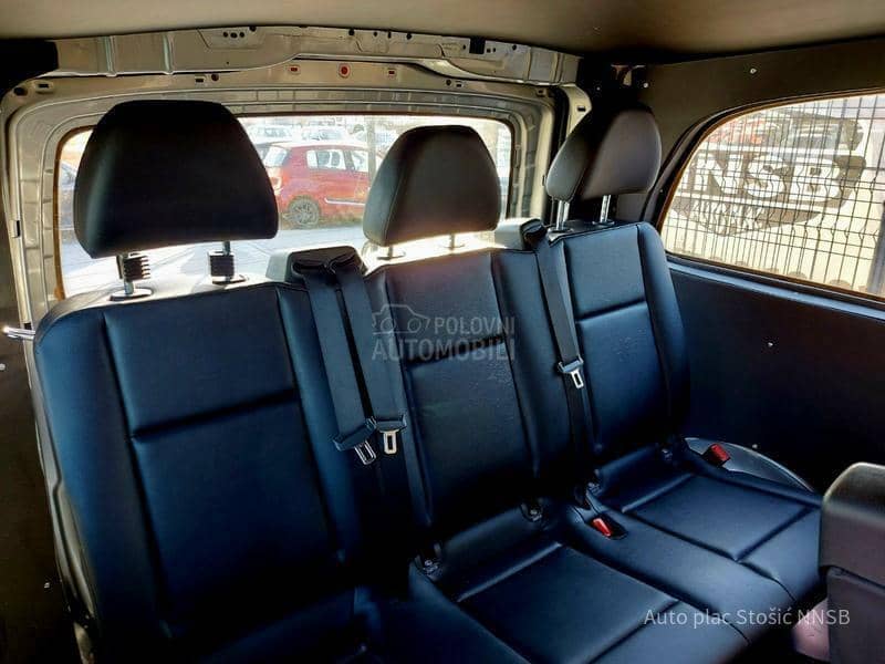 Mercedes Benz Vito 111