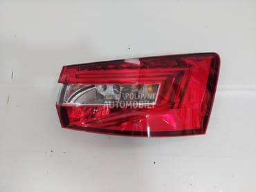 desni stop karavan za Škoda Superb od 2015. do 2019. god.