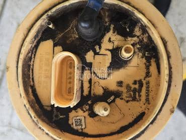 pumpa goriva u rezervoaru za Volkswagen Passat B6, Passat B7 od 2008. do 2012. god.