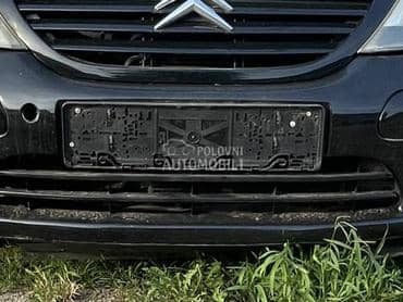 Prednji branik za Citroen C3