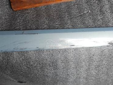 Lajsna levih zad. vrata za Ford Fusion