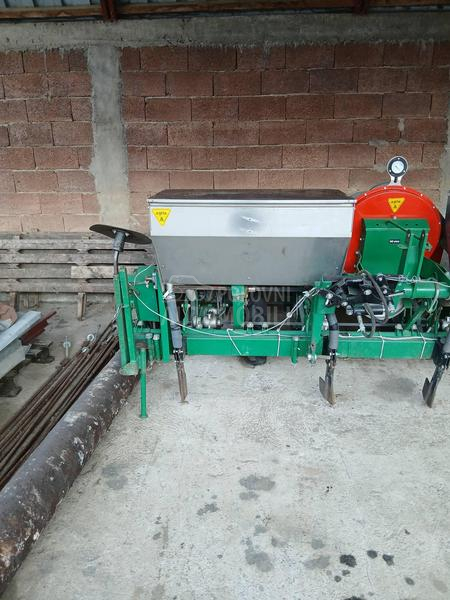 Agria UPS 4/GNT/EKS/ĐUB