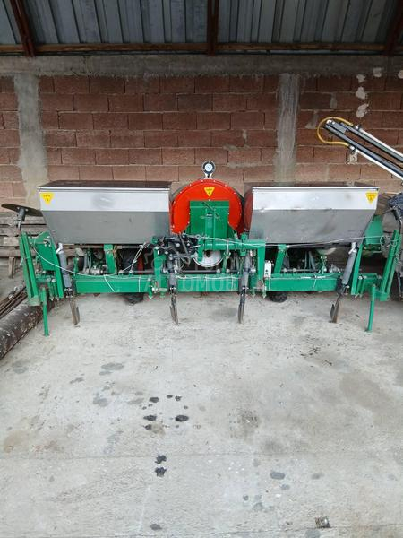 Agria UPS 4/GNT/EKS/ĐUB