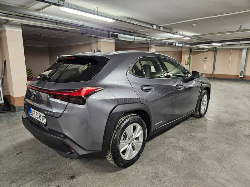 Lexus UX 