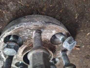 distanceri za Opel Corsa C