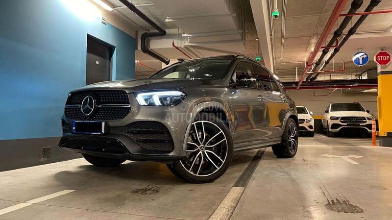 Mercedes Benz GLE 300 AMG NIGHT AIRMATIC