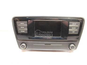 Radio / CD / DVD plejeri za Škoda Rapid