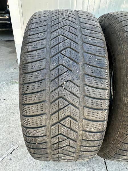 Pirelli 255/50 R19 Zimska