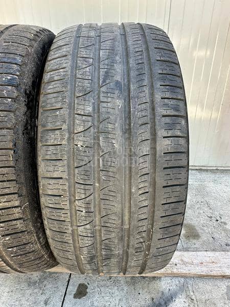 Pirelli 275/40 R22 Letnja