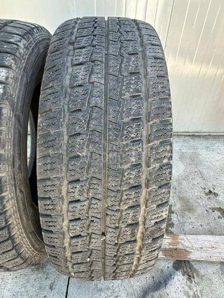 Hankook 225/65 R16 Zimska