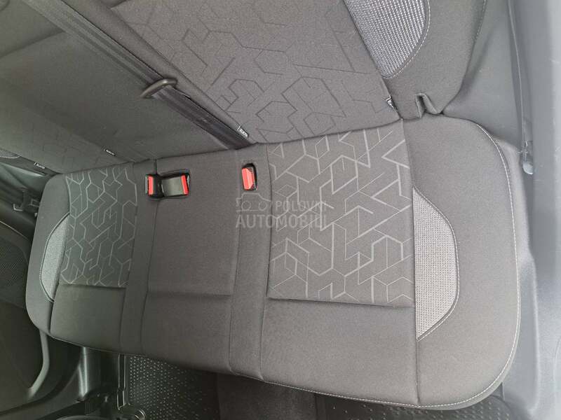 Peugeot 2008 1.5 Blue HDI Active