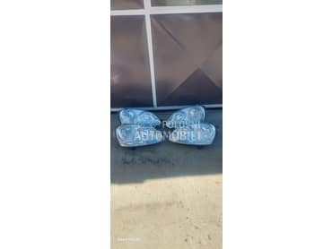 Farovi za Volkswagen Golf 5