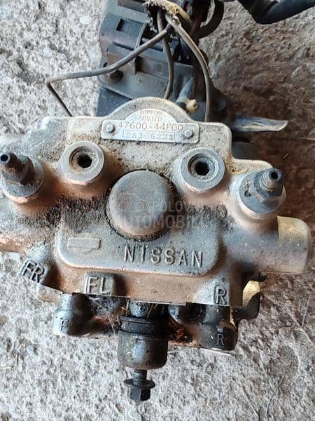 Delovi za Nissan 200 SX s13 1992. god.