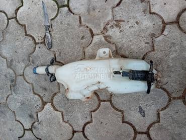 Boca za prskalice za Fiat Panda od 2003. do 2012. god.