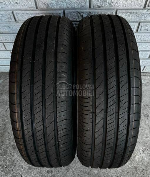 Goodyear 215/60 R17 Letnja