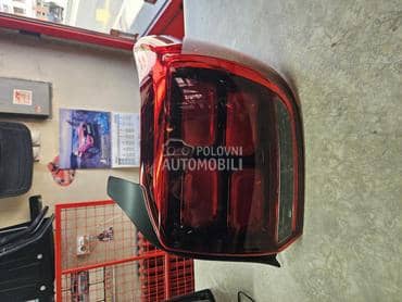 Lampa stopa ili stop svetlo za Dacia Logan od 2016. do 2024. god.