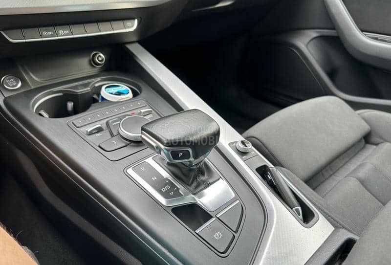 Audi A4 Led/ Pano/ S tronic