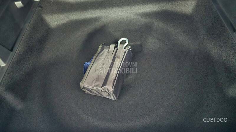 Peugeot 3008 1.2 BUSINESS 136 AT