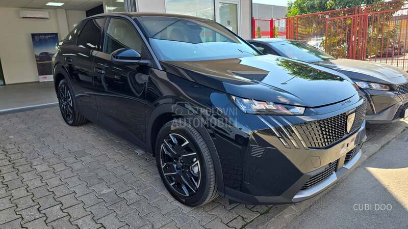 Peugeot 3008 1.2HY ALLURE 136 AT6