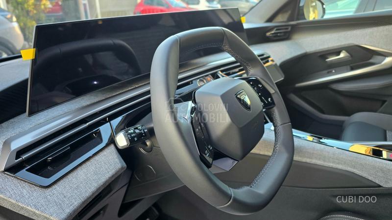 Peugeot 3008 1.2 BUSINESS 136 AT