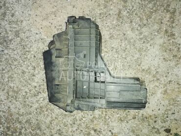 Kuciste filtera vazduha za Peugeot 407