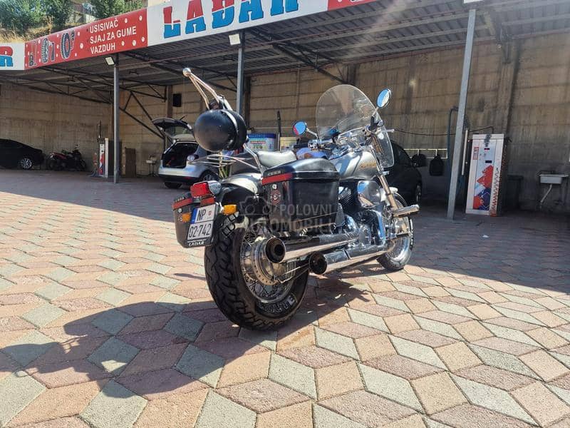 Honda Black Widow VT750