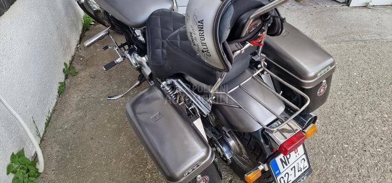 Honda Black Widow VT750