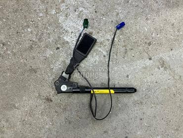 prednji levi zatezac pojasa za Opel Astra H