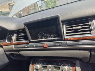 Medija za Audi A8