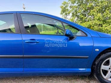 Delovi vrata desna prednja za Peugeot 407 od 2004. do 2011. god.