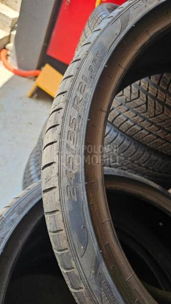 Pirelli 275/30 R21 Letnja