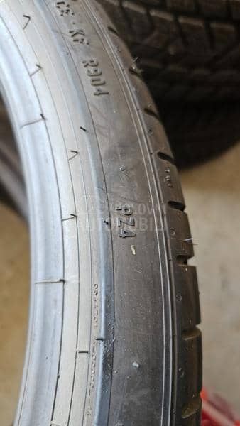 Pirelli 275/30 R21 Letnja