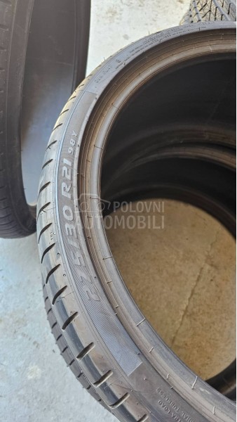 Pirelli 275/30 R21 Letnja