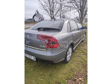 Branik zadnji c5 limuzina za Citroen C5 od 2004. do 2008. god.