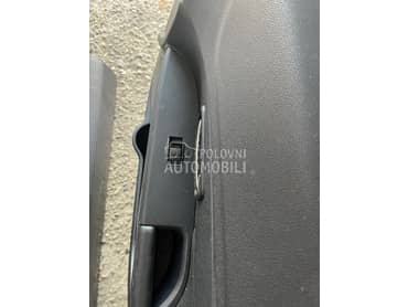 Prekidac stakla za Mitsubishi ASX od 2010. do 2020. god.