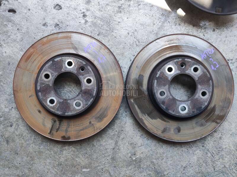 Prednji diskovi 1.7 cdti