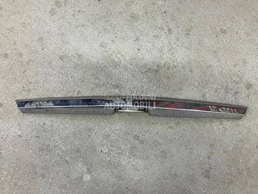 lajsna gepek vrata hecbek za Opel Astra H