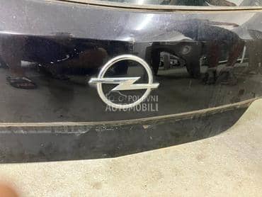 znak petih vrata hecbek za Opel Astra H