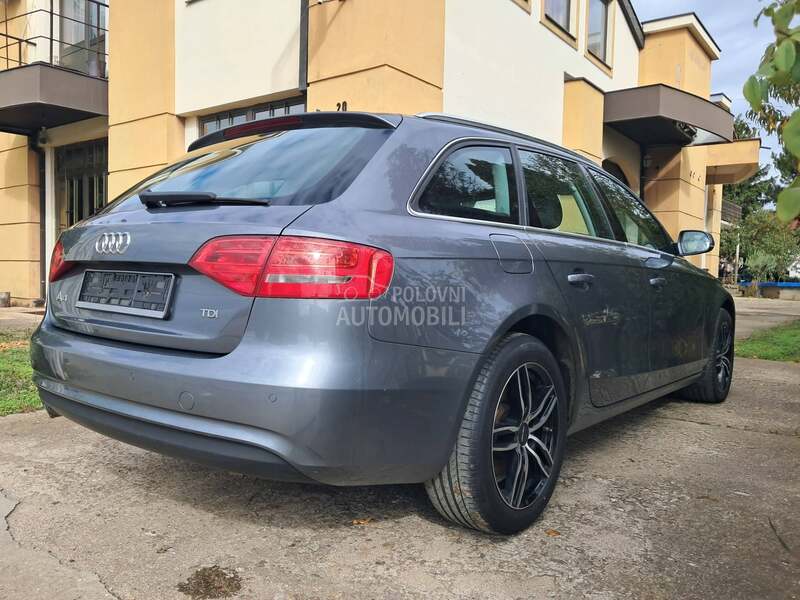 Audi A4 2.0 tdi iz nem acke
