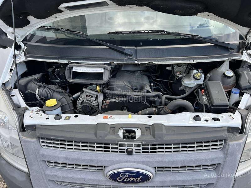 Ford Transit P  U T A R