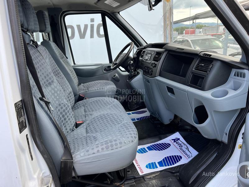 Ford Transit P  U T A R